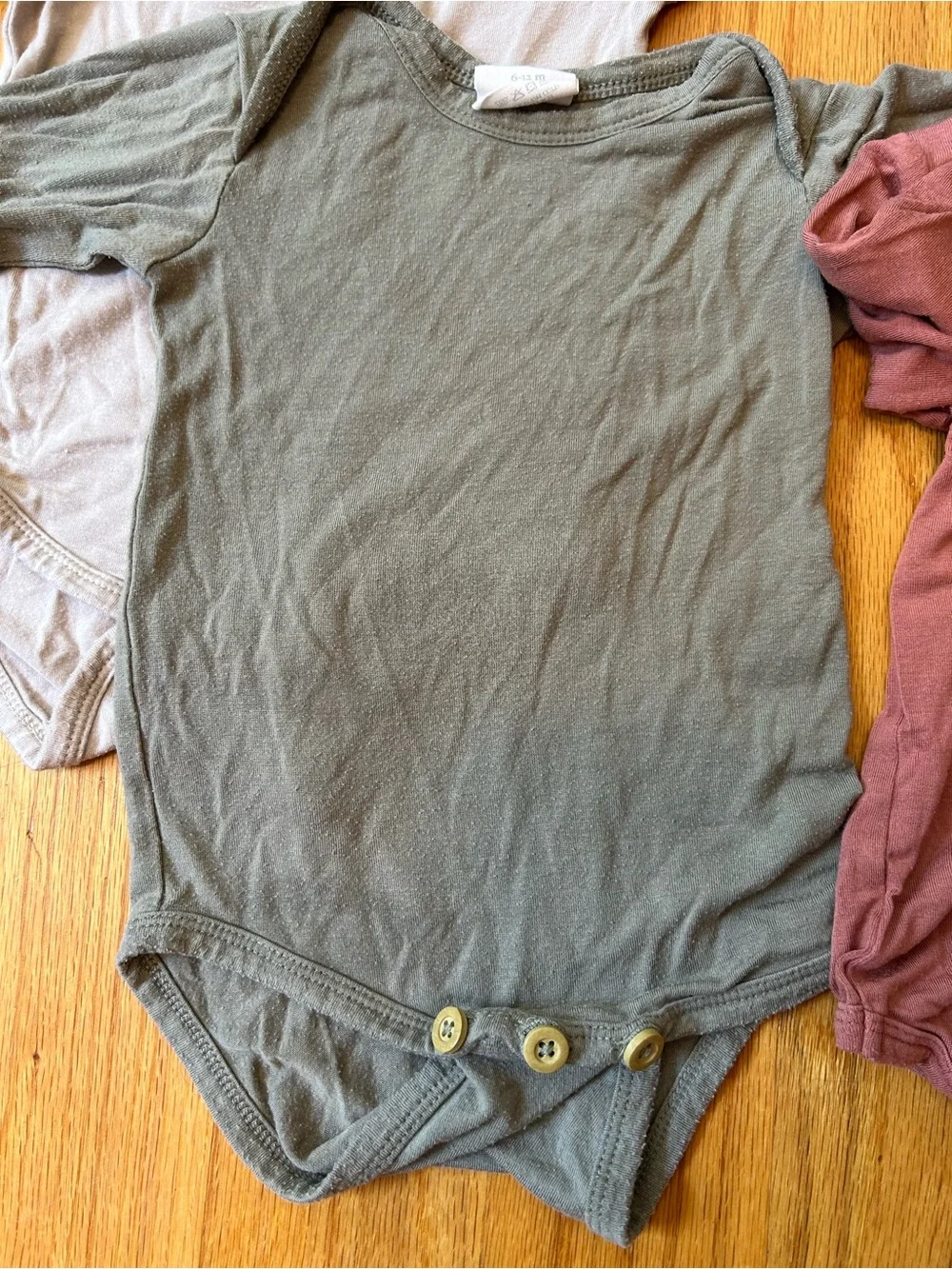 kate quinn long sleeved onesie bundle 6-12 months